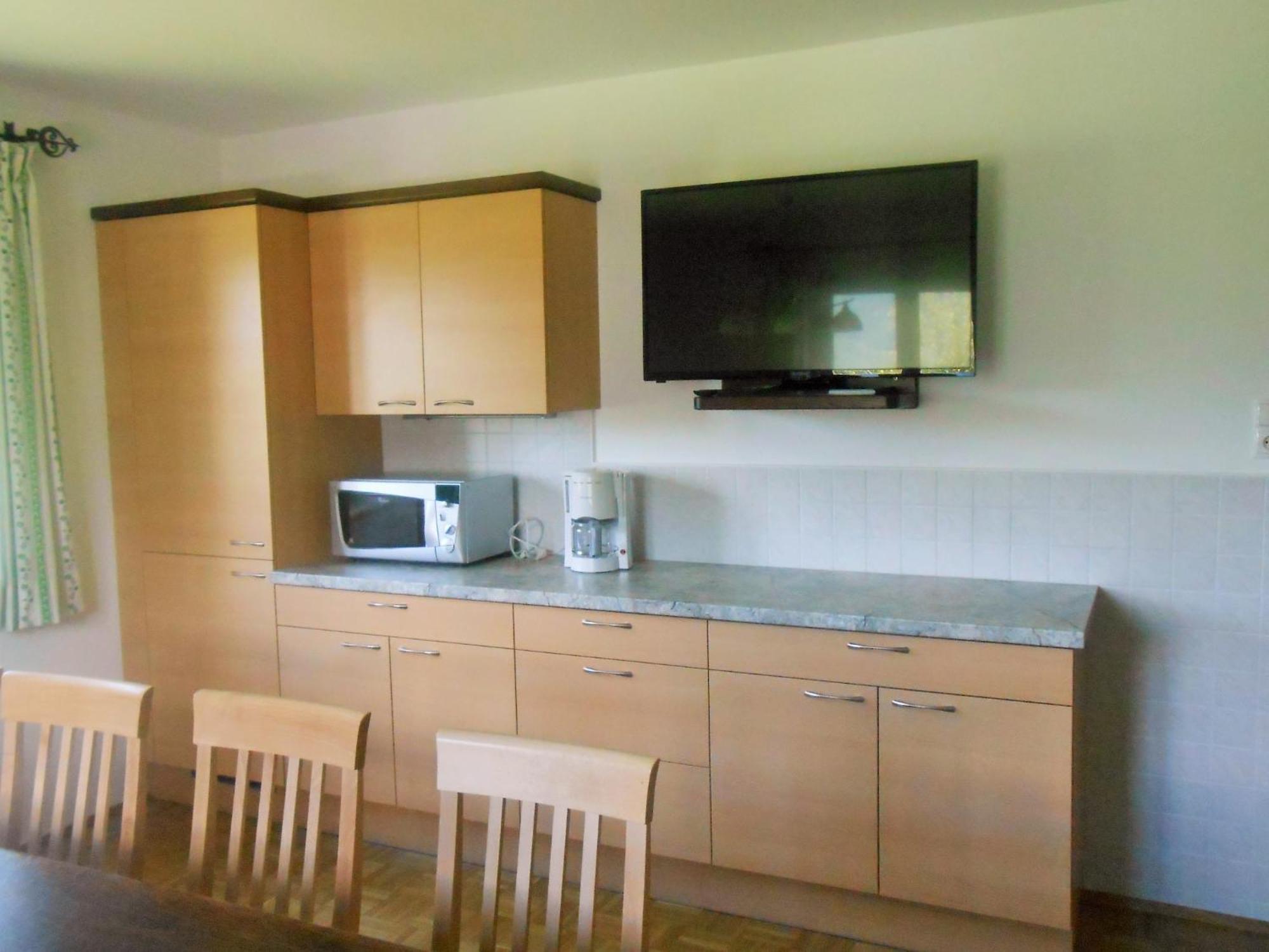 Charming Holiday Home In H Ttau With Barbecue Hüttau المظهر الخارجي الصورة